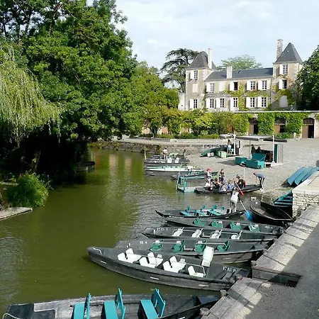 Camping Camping L'ile Cariot Chaille-Les-Marais