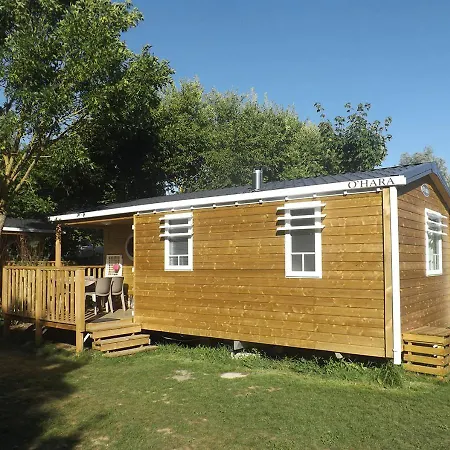 Camping L'ile Cariot * Chaille-Les-Marais