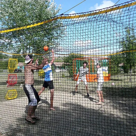 Camping L'ile Cariot * Chaille-Les-Marais